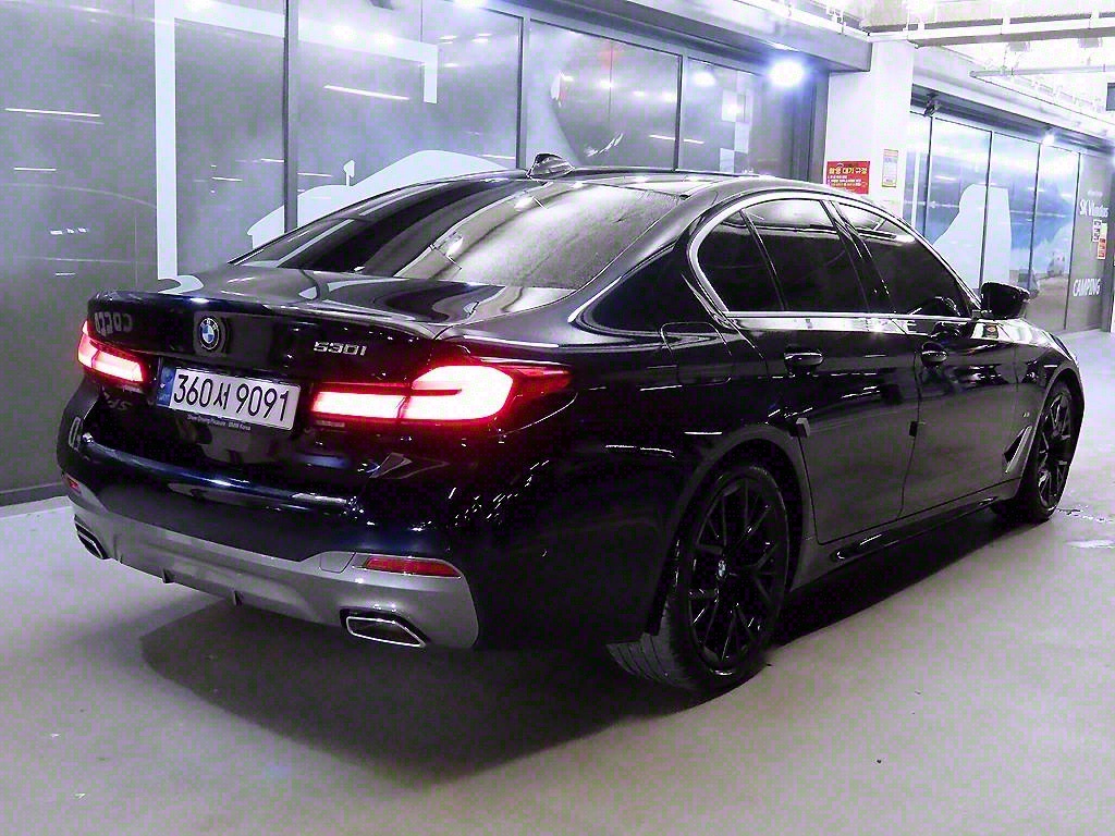 BMW 5 Series - Vista 4