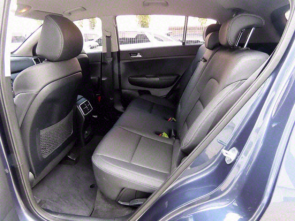 KIA Sportage - Vista 6