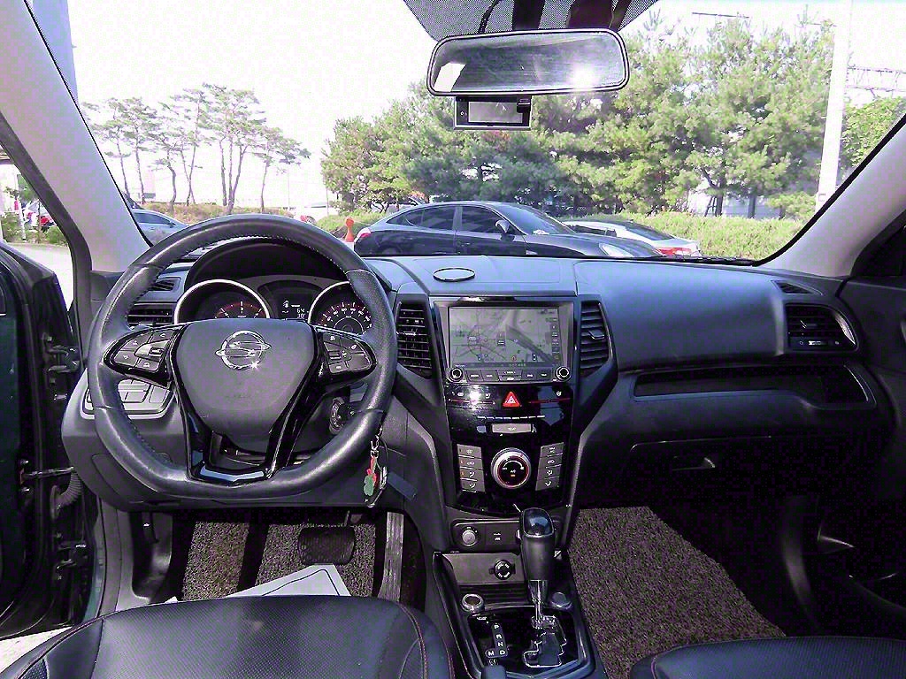 Ssangyong Tivoli - Vista 7