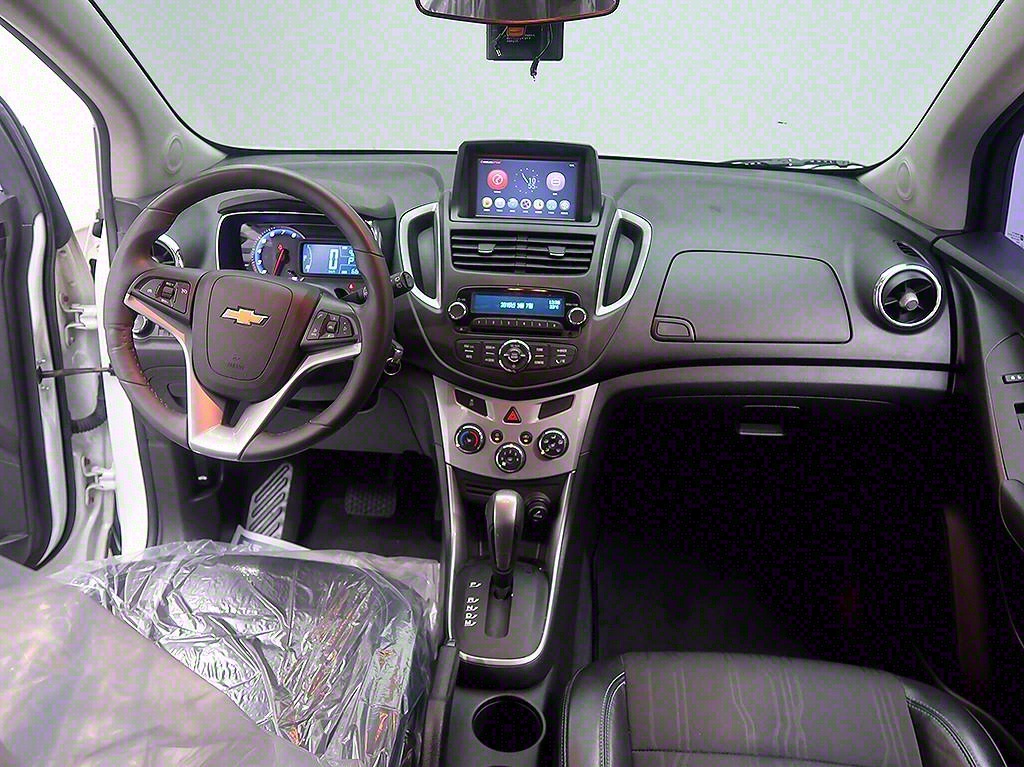Chevrolet Trax - Vista 9