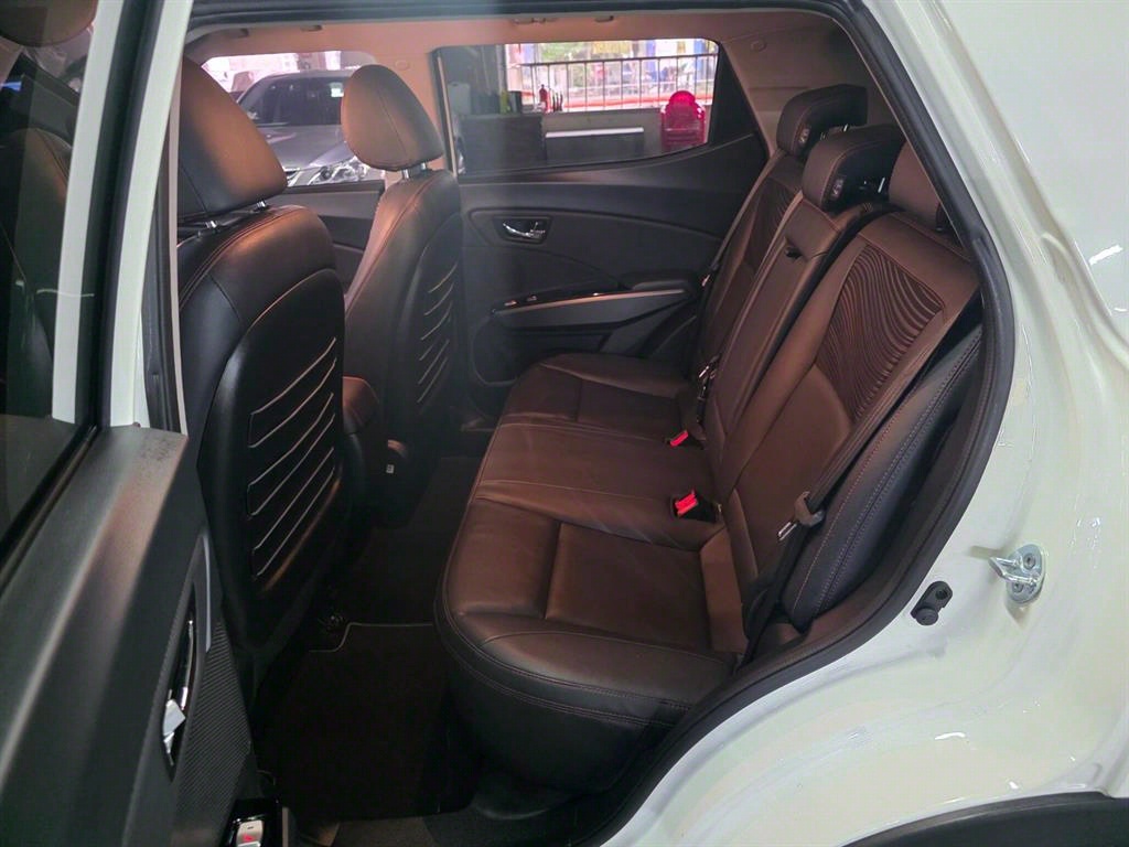 Ssangyong Tivoli 2017 Blanco - Importación desde Corea - HF Imports Iquique - Foto 16