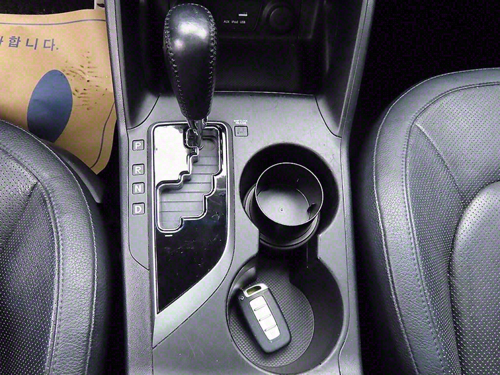 HYUNDAI Tucson - Vista 10