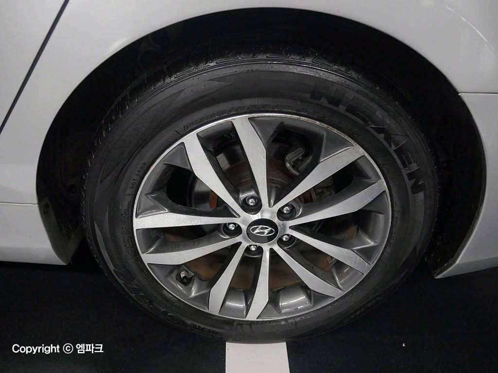 HYUNDAI Grandeur - Vista 12