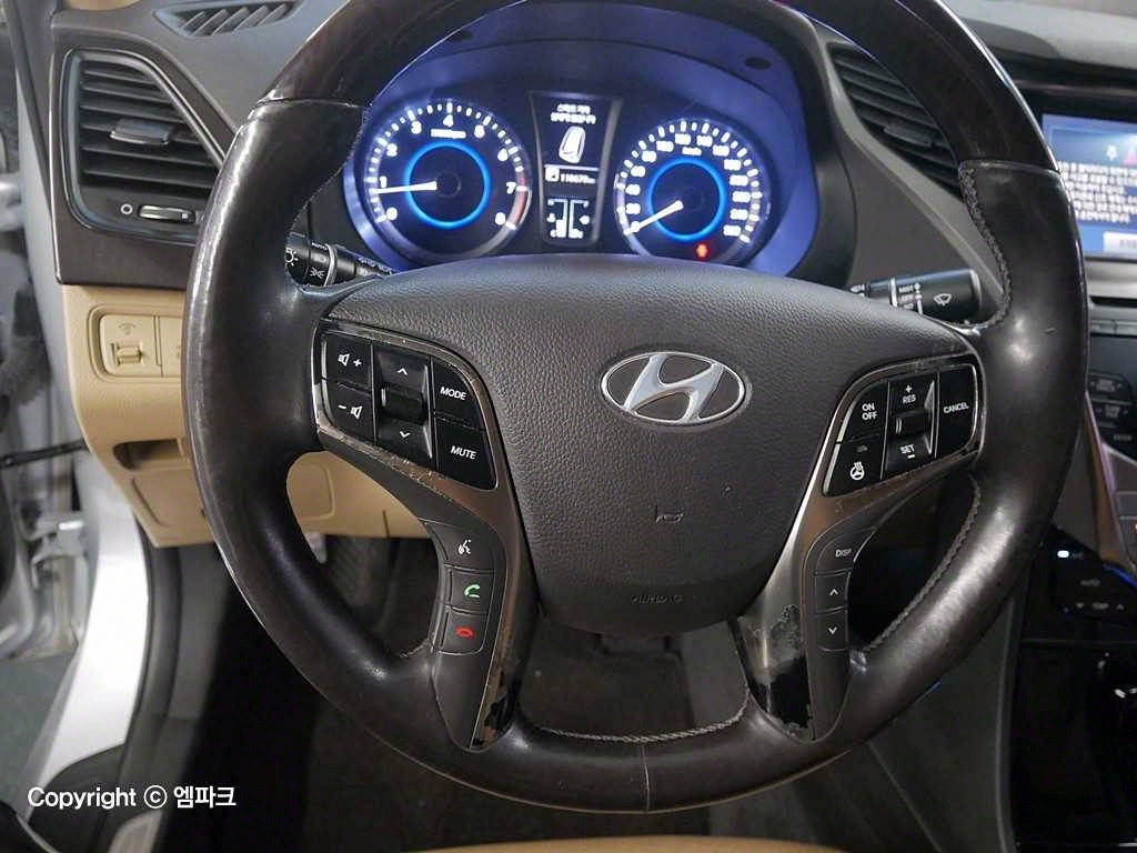HYUNDAI Grandeur - Vista 8