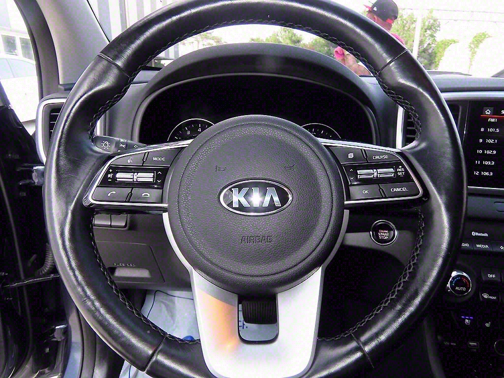 KIA Sportage - Vista 8