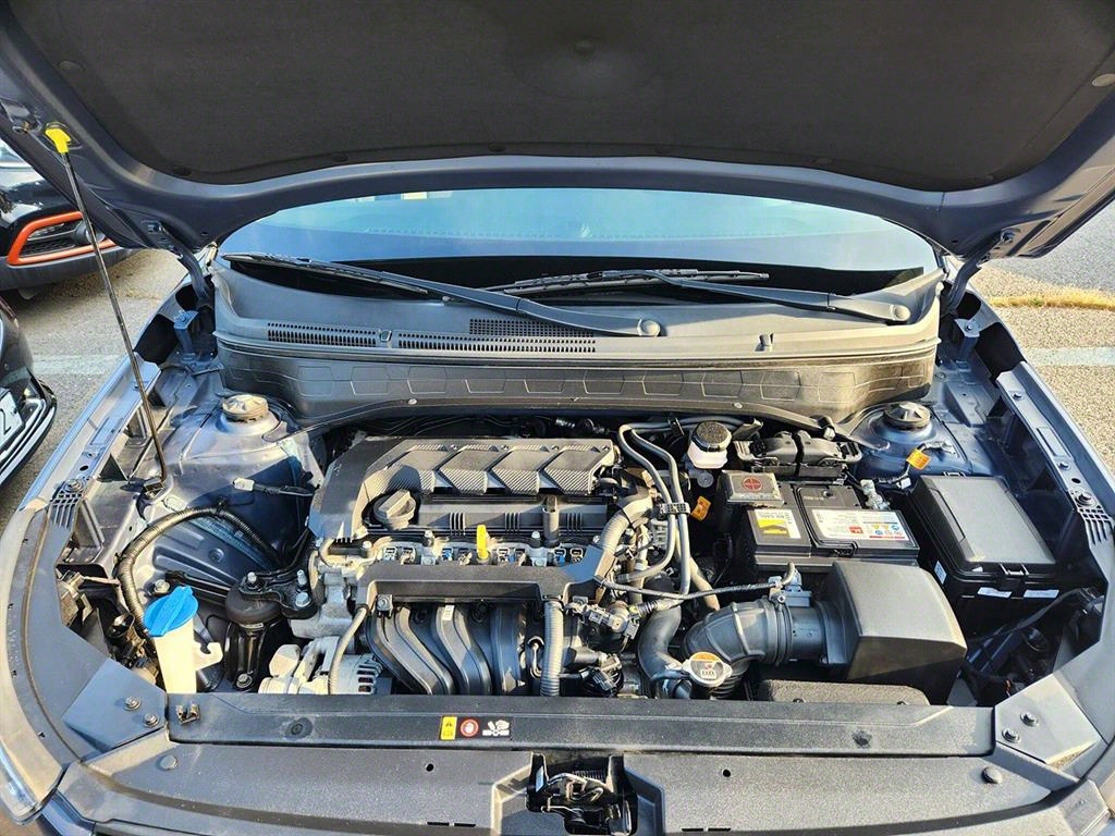 HYUNDAI Venue - Vista 6