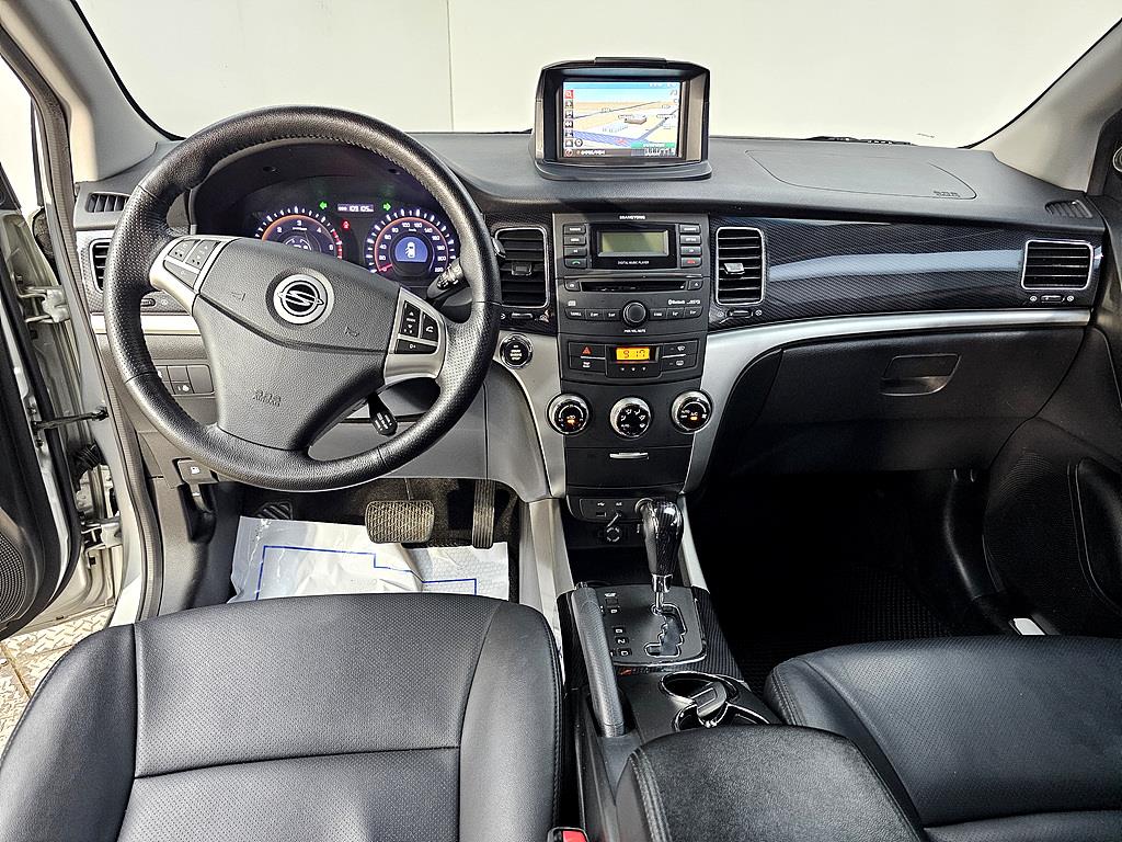 Ssangyong Korando - Vista 5