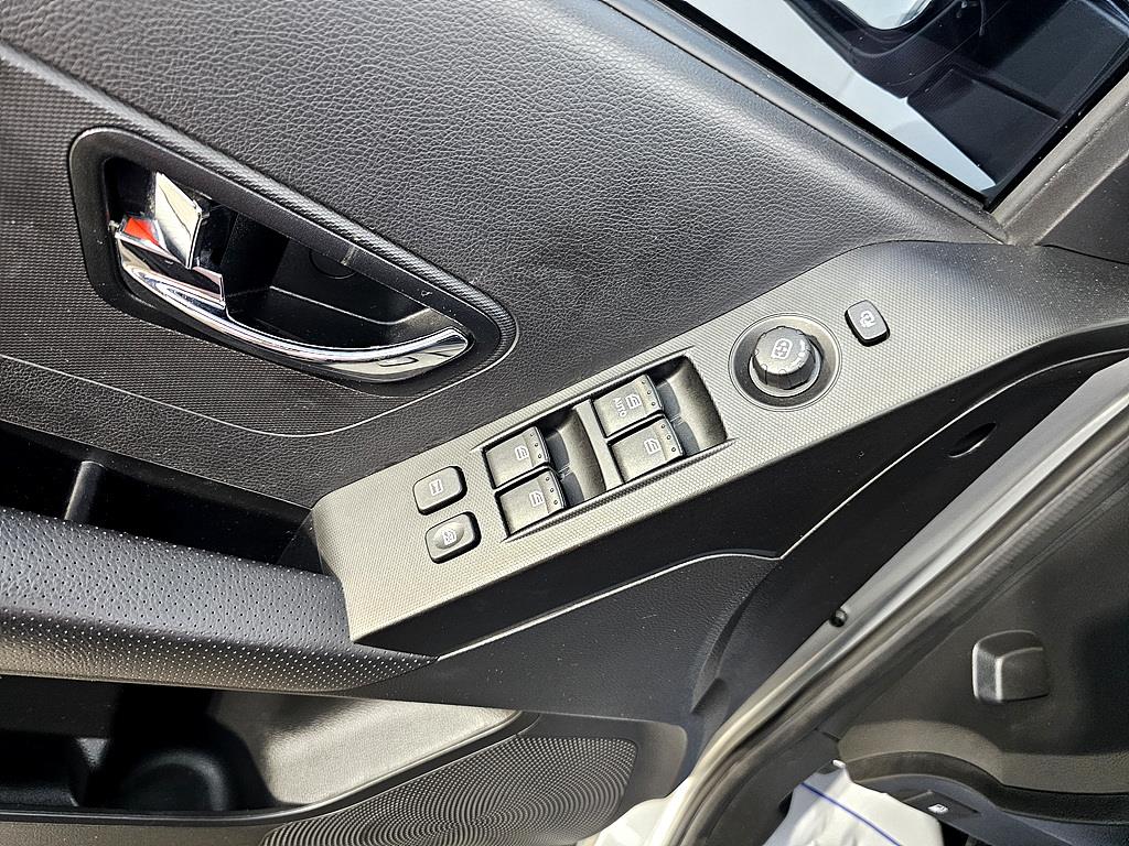 Ssangyong Korando 2013 Plateado - Importación desde Corea - HF Imports Iquique - Foto 13