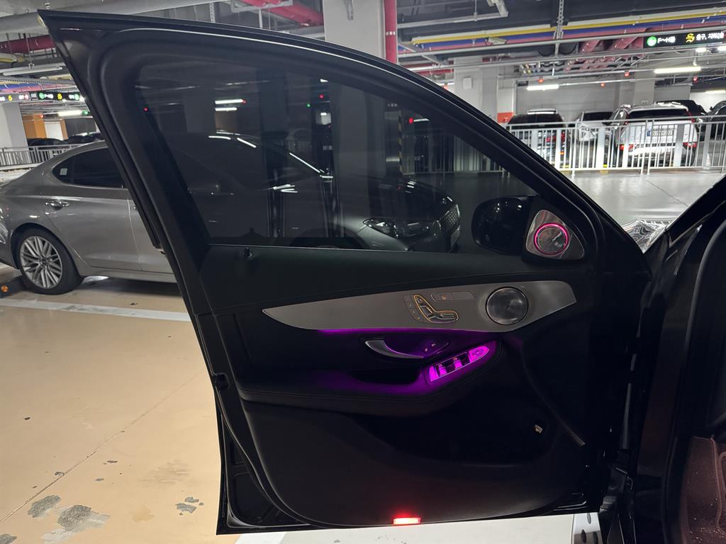 Mercedes Benz GLC Class 2020 Negro - Importación desde Corea - HF Imports Iquique - Foto 14