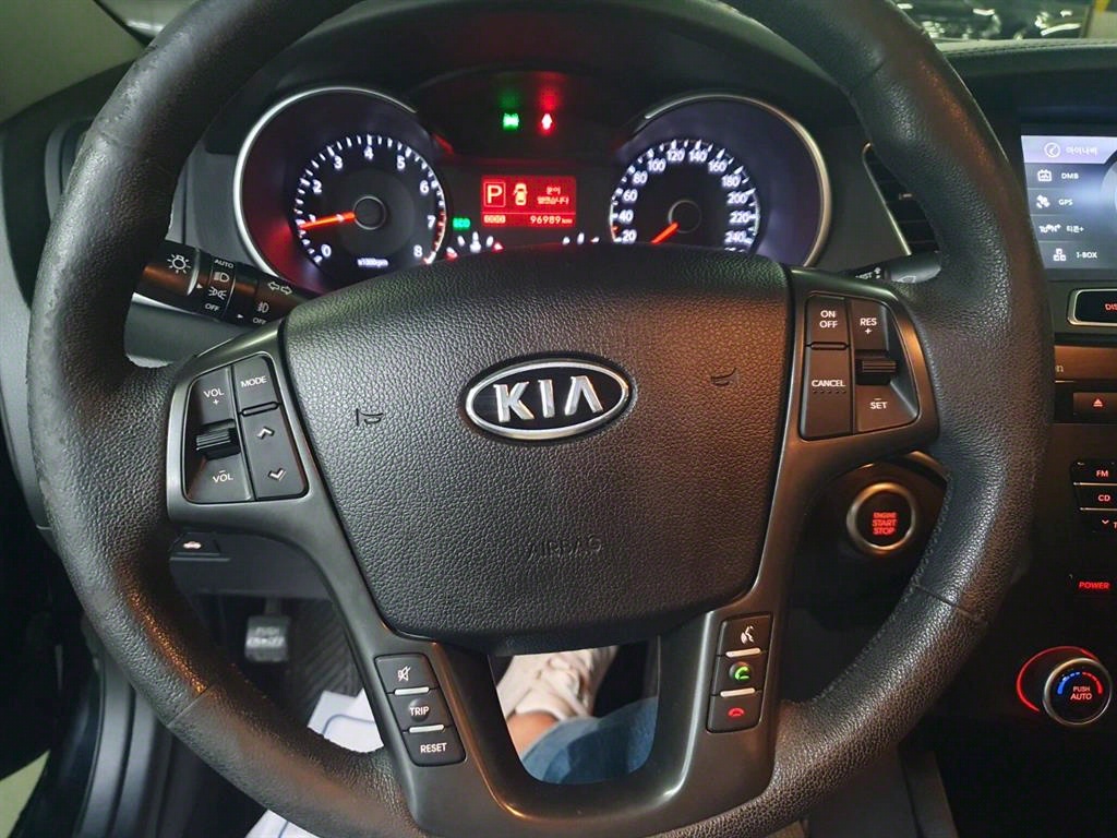KIA K7 2012 Negro - Importación desde Corea - HF Imports Iquique - Foto 16