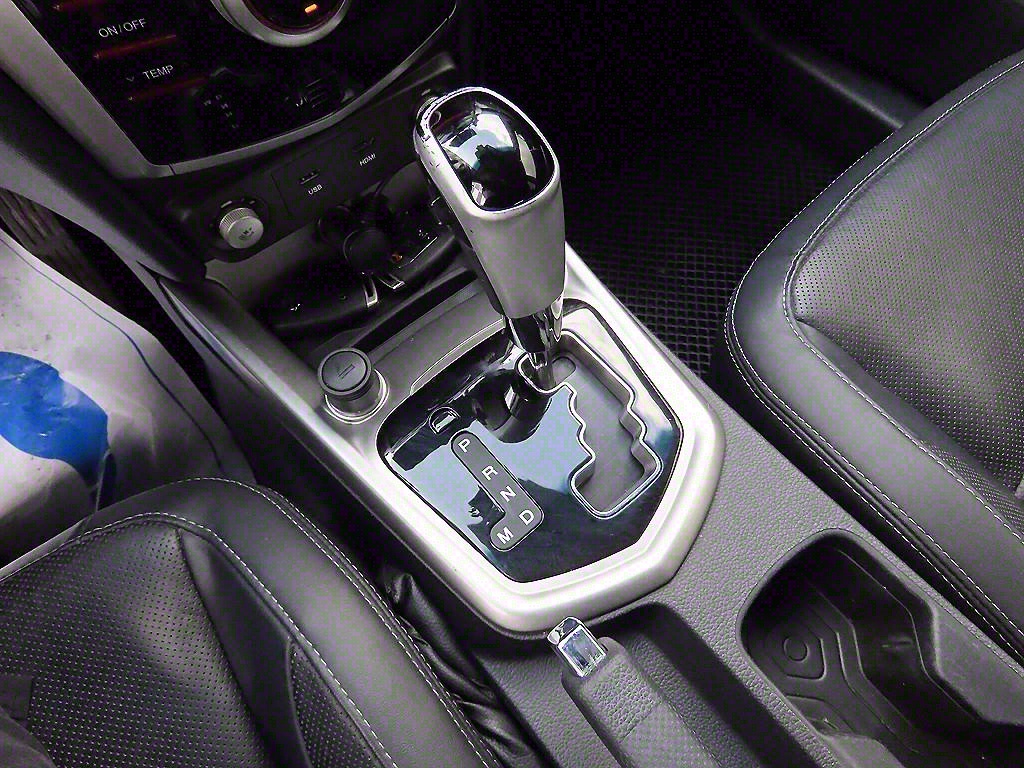 Ssangyong Tivoli - Vista 10