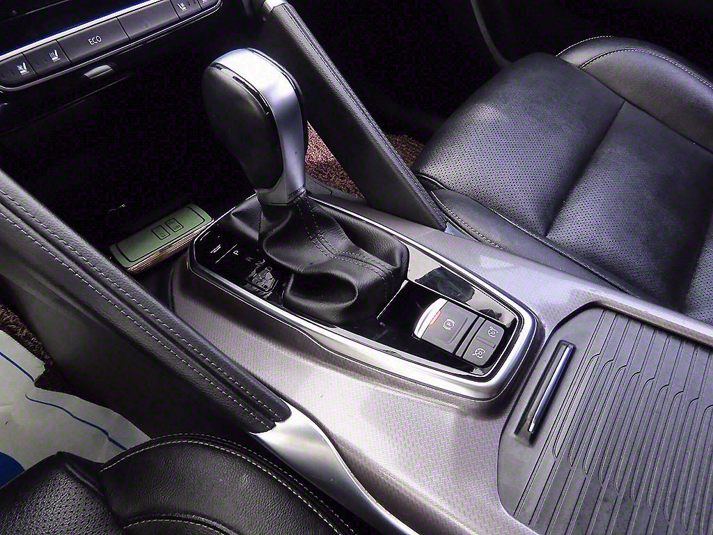 SAMSUNG QM6 - Vista 10