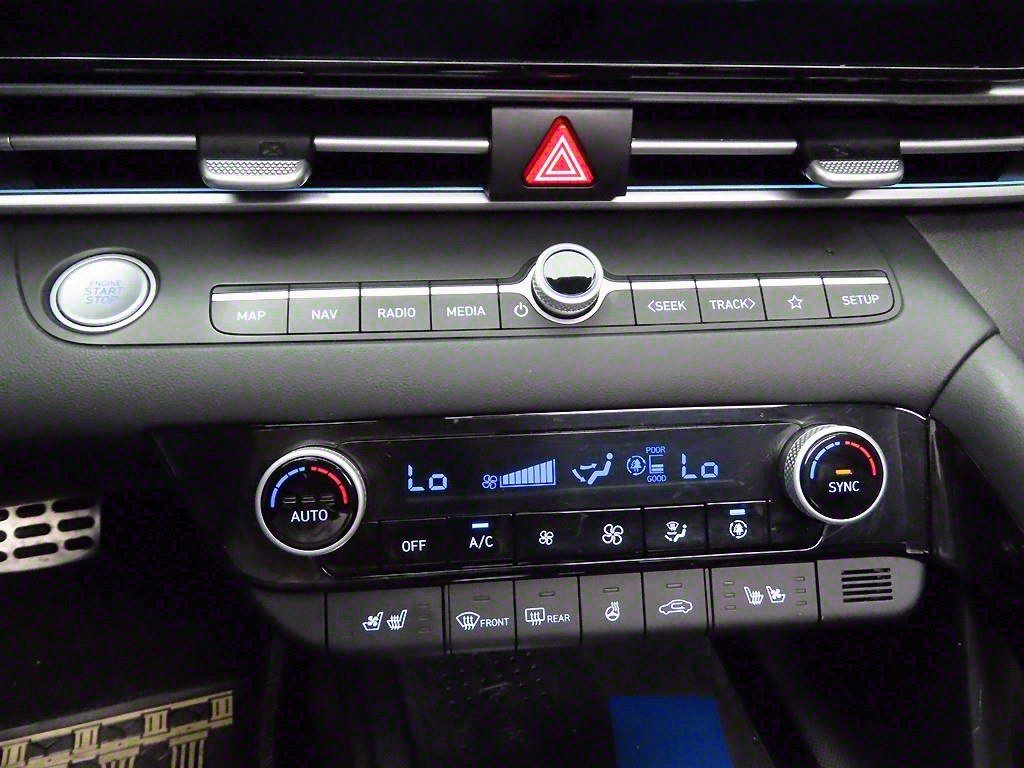 HYUNDAI Avante - Vista 10