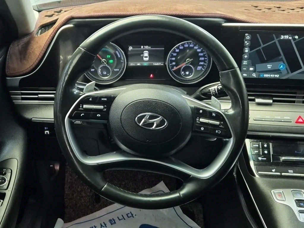 HYUNDAI Grandeur - Vista 9