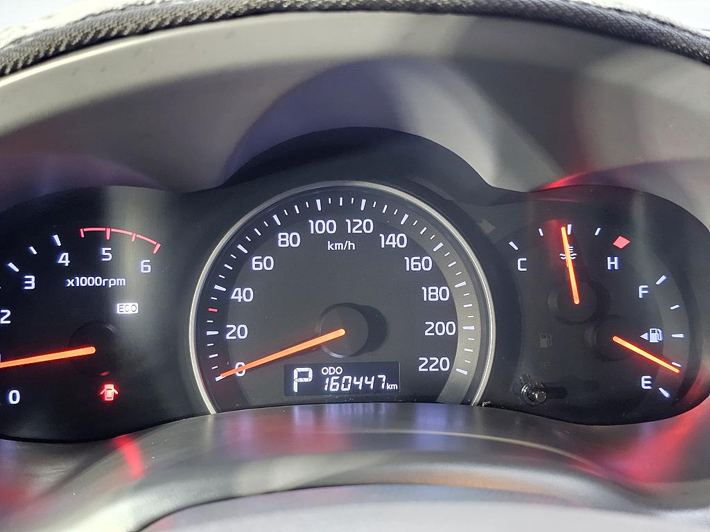 KIA Carnival - Vista 7