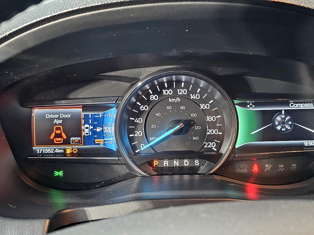 Ford Explorer - Vista 7