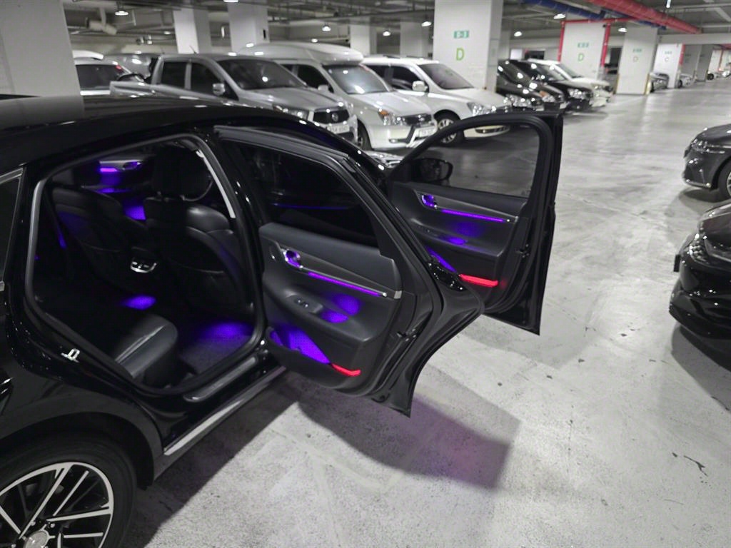 HYUNDAI Grandeur - Vista 12