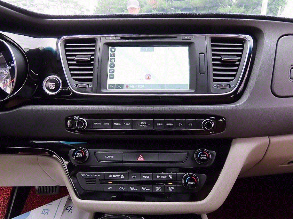 KIA Carnival 2015 Blanco - Importación desde Corea - HF Imports Iquique - Foto 13