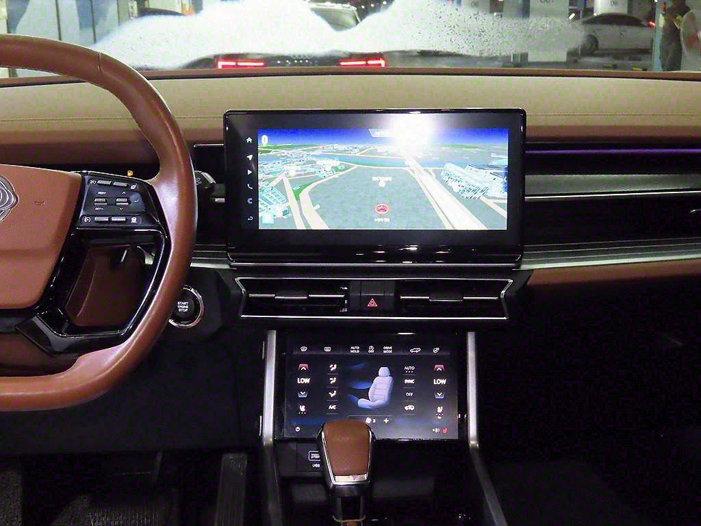 Ssangyong Torres - Vista 11