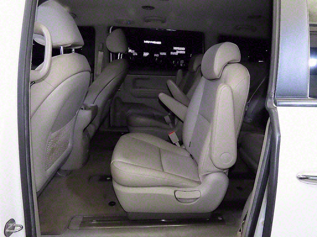 KIA Carnival - Vista 7