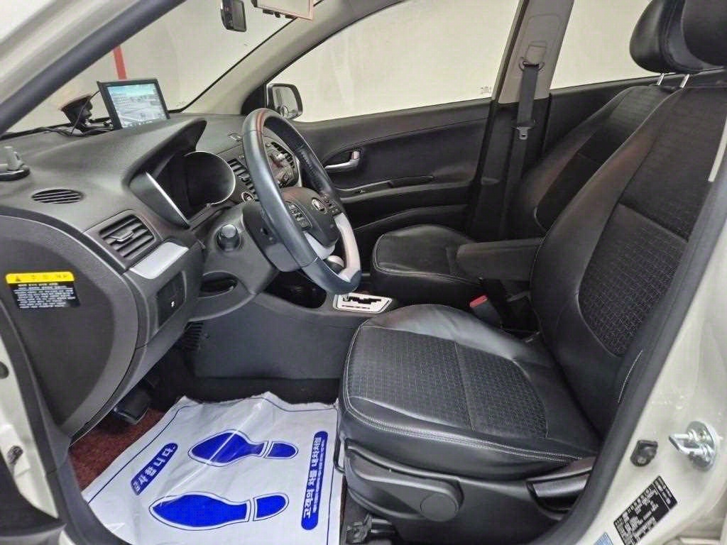 KIA Morning - Vista 11