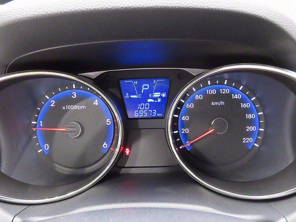 HYUNDAI Tucson 2012 Blanco - Importación desde Corea - HF Imports Iquique - Foto 7