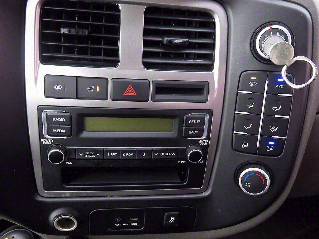Small Truck (Completed) a live fish car - Vista 12