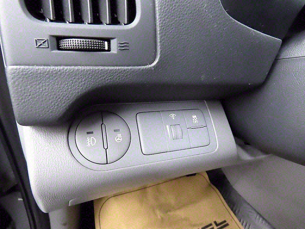 HYUNDAI Starex - Vista 12