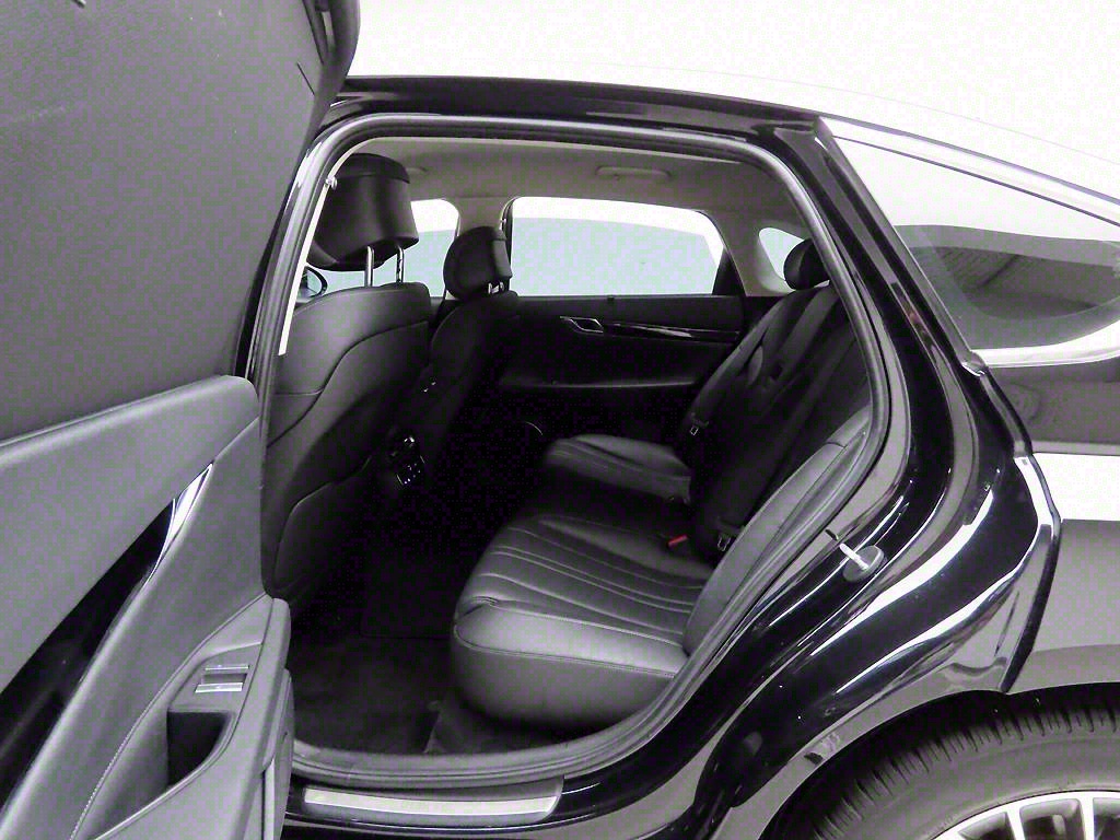 Genesis G80 - Vista 12