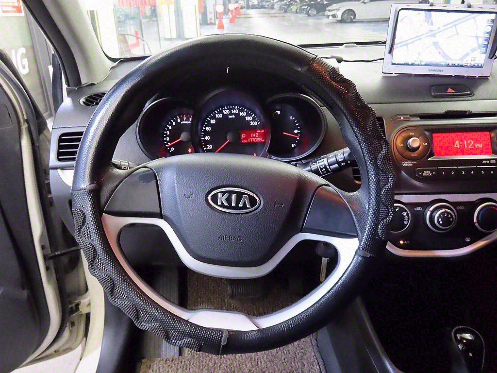 KIA Morning - Vista 8