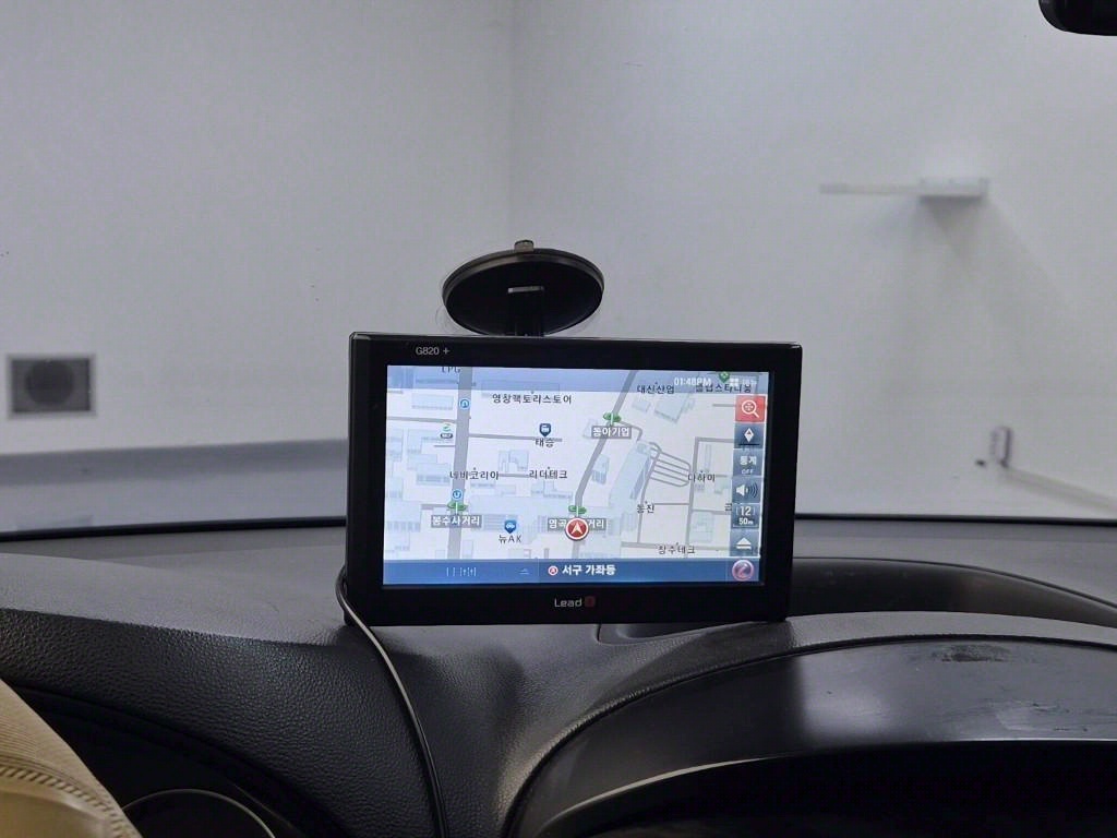 HYUNDAI Starex - Vista 12