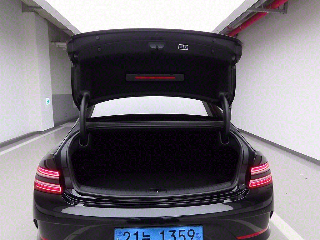 Genesis G80 - Vista 5