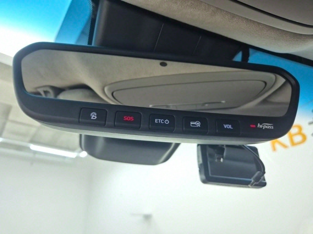 Genesis EQ900 2016 Blanco - Importación desde Corea - HF Imports Iquique - Foto 17