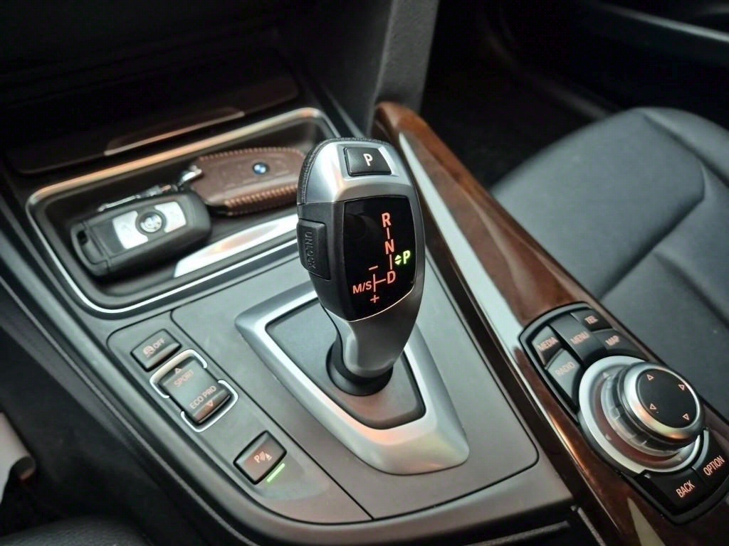 BMW 3 series - Vista 8