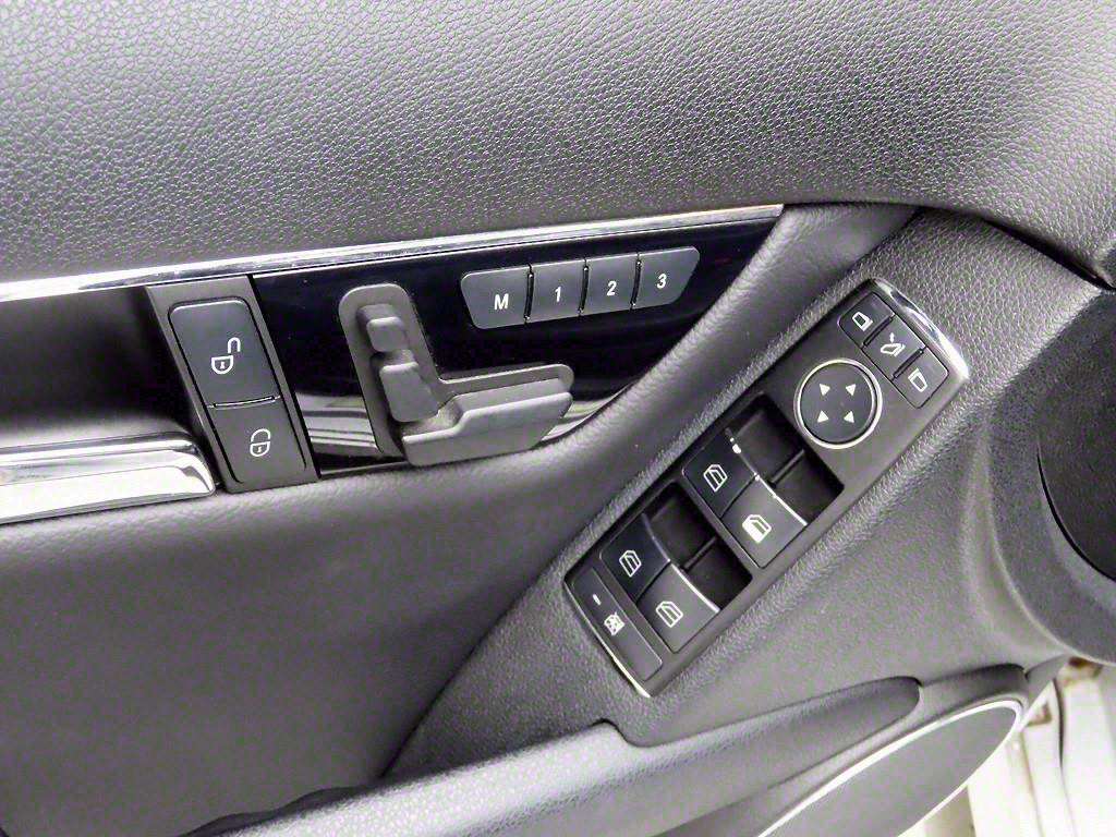 Mercedes Benz C Class - Vista 11