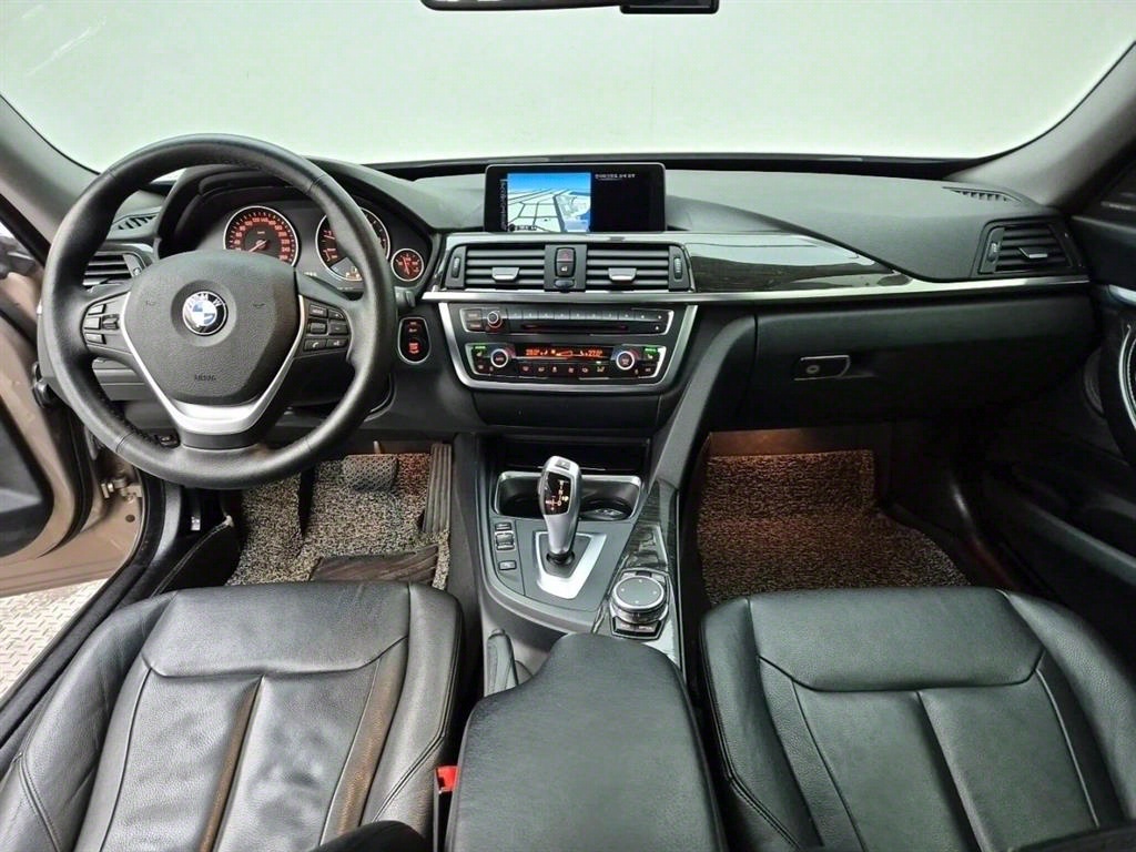 BMW Gran Turismo - Vista 7