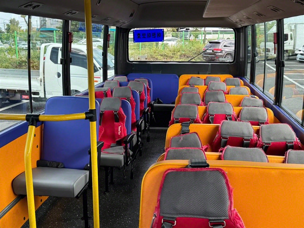 medium and large bus Hyundai bus 2015 Amarillo - Importación desde Corea - HF Imports Iquique - Foto 14