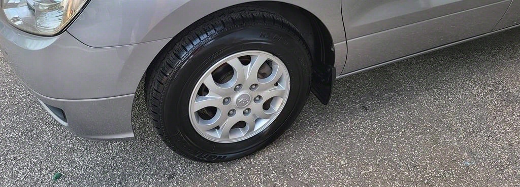 HYUNDAI Starex - Vista 8