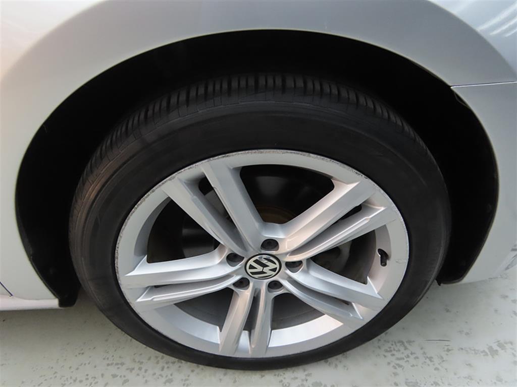 Volkswagen Passat 2013 Gris - Importación desde Corea - HF Imports Iquique - Foto 20