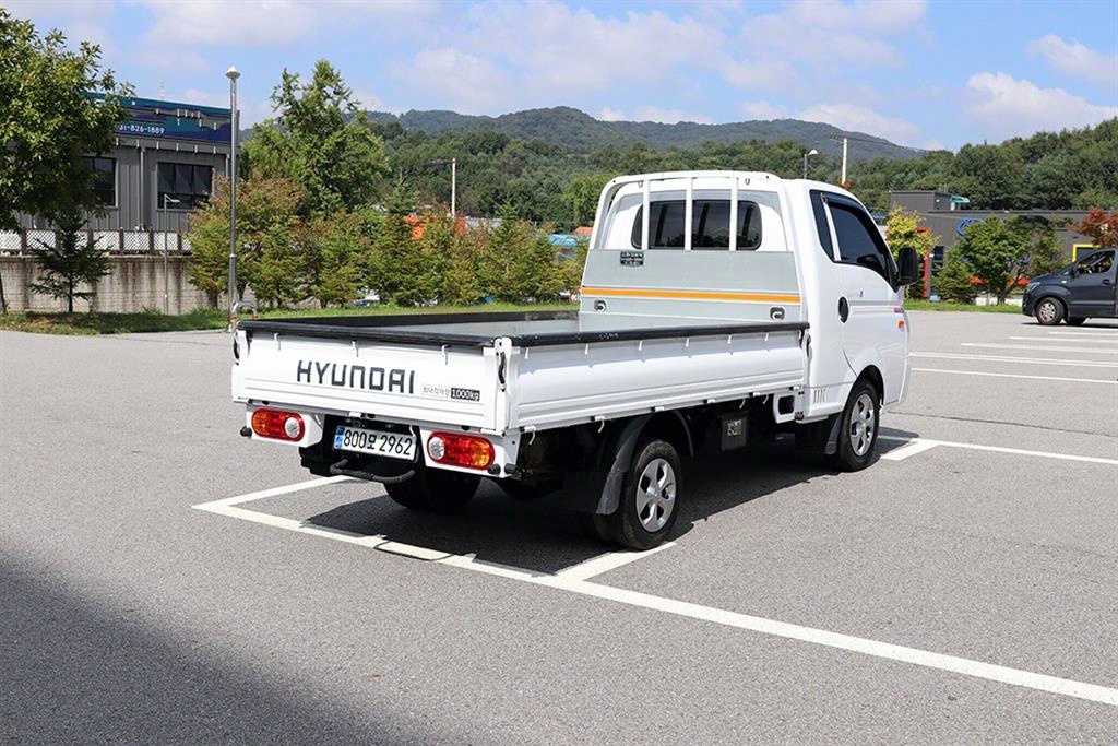 Small Truck Cargo (small) - Vista 4