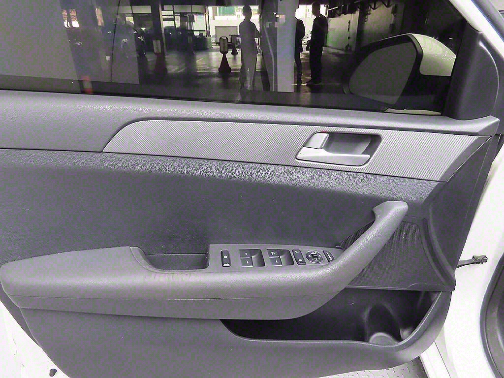 HYUNDAI Sonata 2015 Blanco - Importación desde Corea - HF Imports Iquique - Foto 11