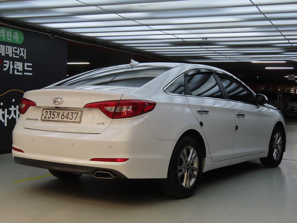 HYUNDAI Sonata - Vista 4