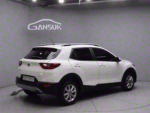 KIA Stonic - Vista 8