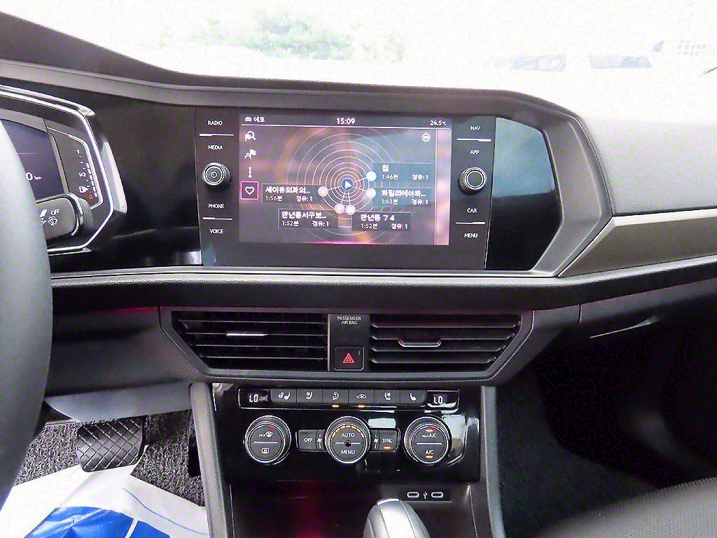 Volkswagen Jetta - Vista 12