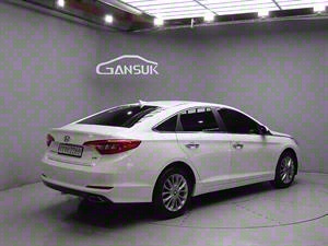 HYUNDAI Sonata - Vista 8