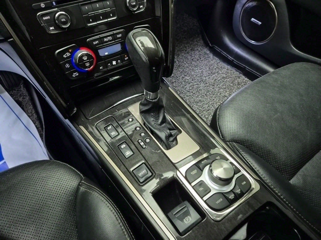 SAMSUNG SM7 - Vista 8