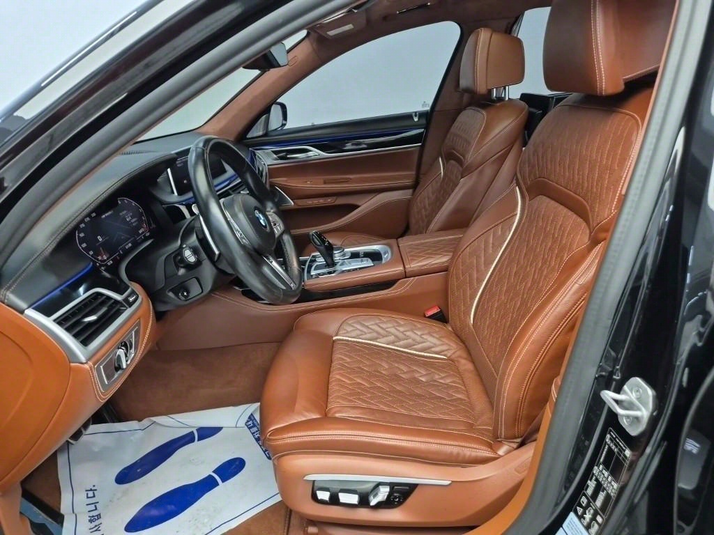 BMW 7 Series - Vista 11