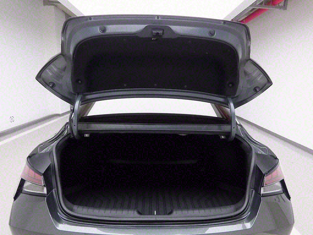 HYUNDAI Avante - Vista 5