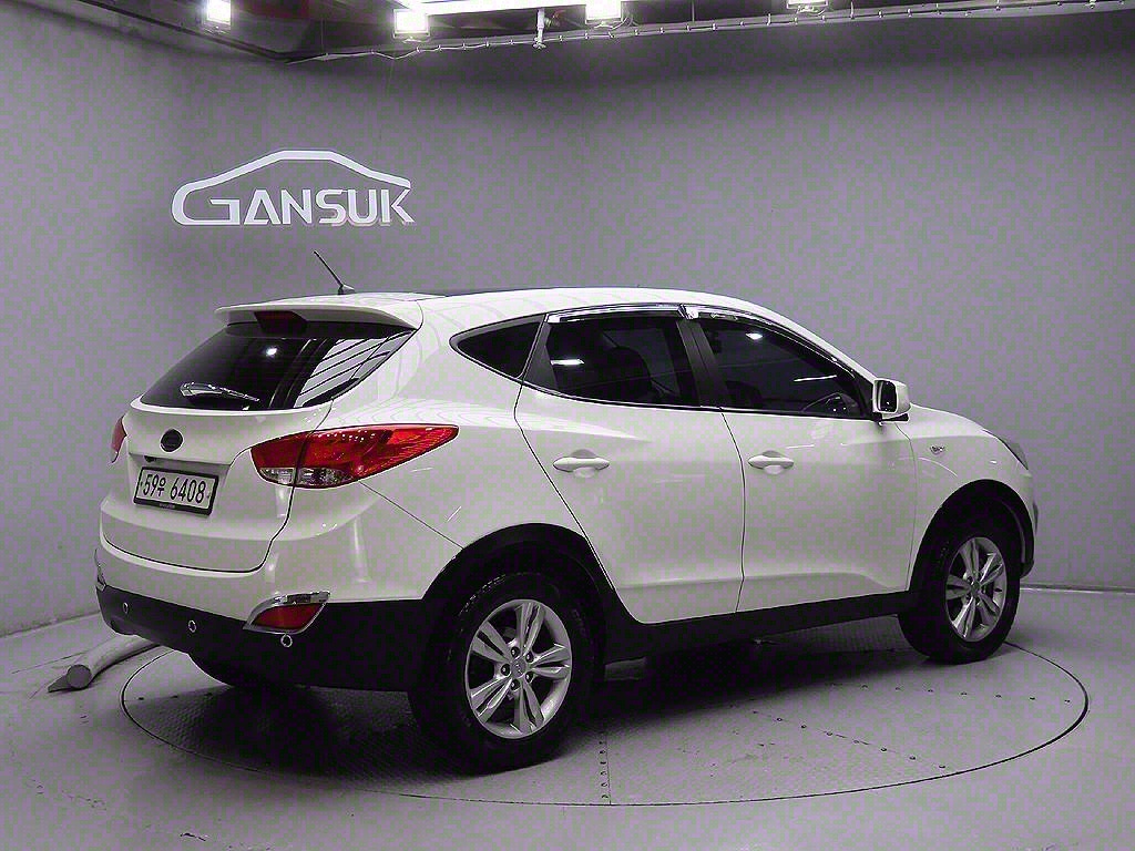 HYUNDAI Tucson - Vista 7