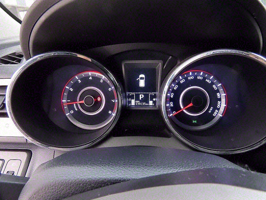 Ssangyong Tivoli - Vista 9